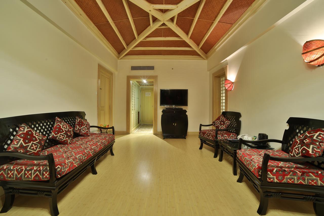 Ramoji Film City- Sitara Luxury Hotel Pedda Ambarpet Exterior foto