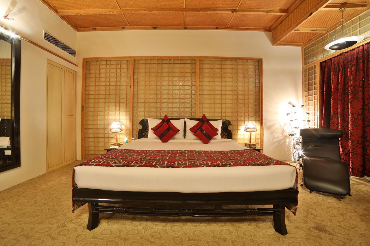 Ramoji Film City- Sitara Luxury Hotel Pedda Ambarpet Exterior foto